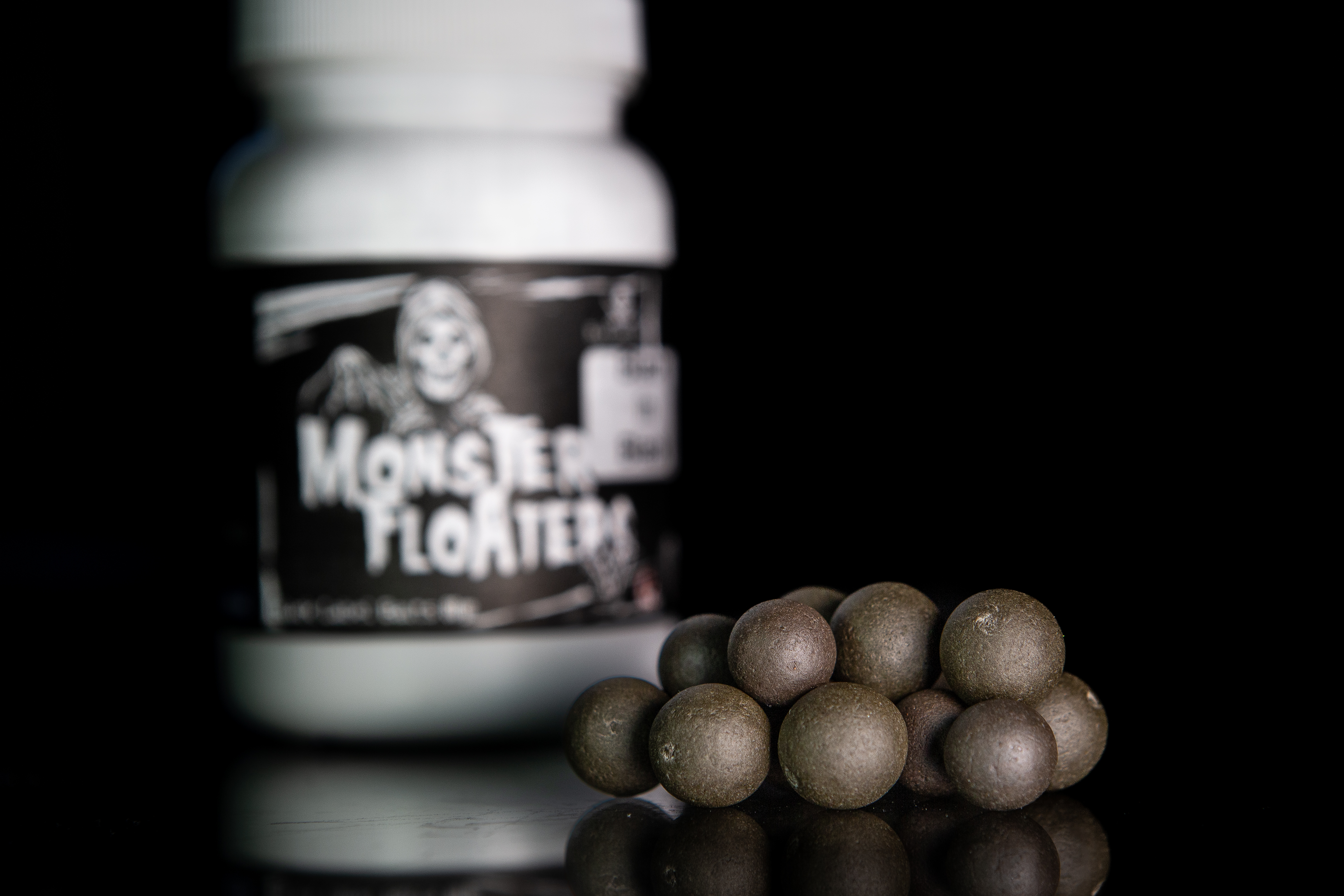 Monster Floater - Black in Black -  12 & 14mm 