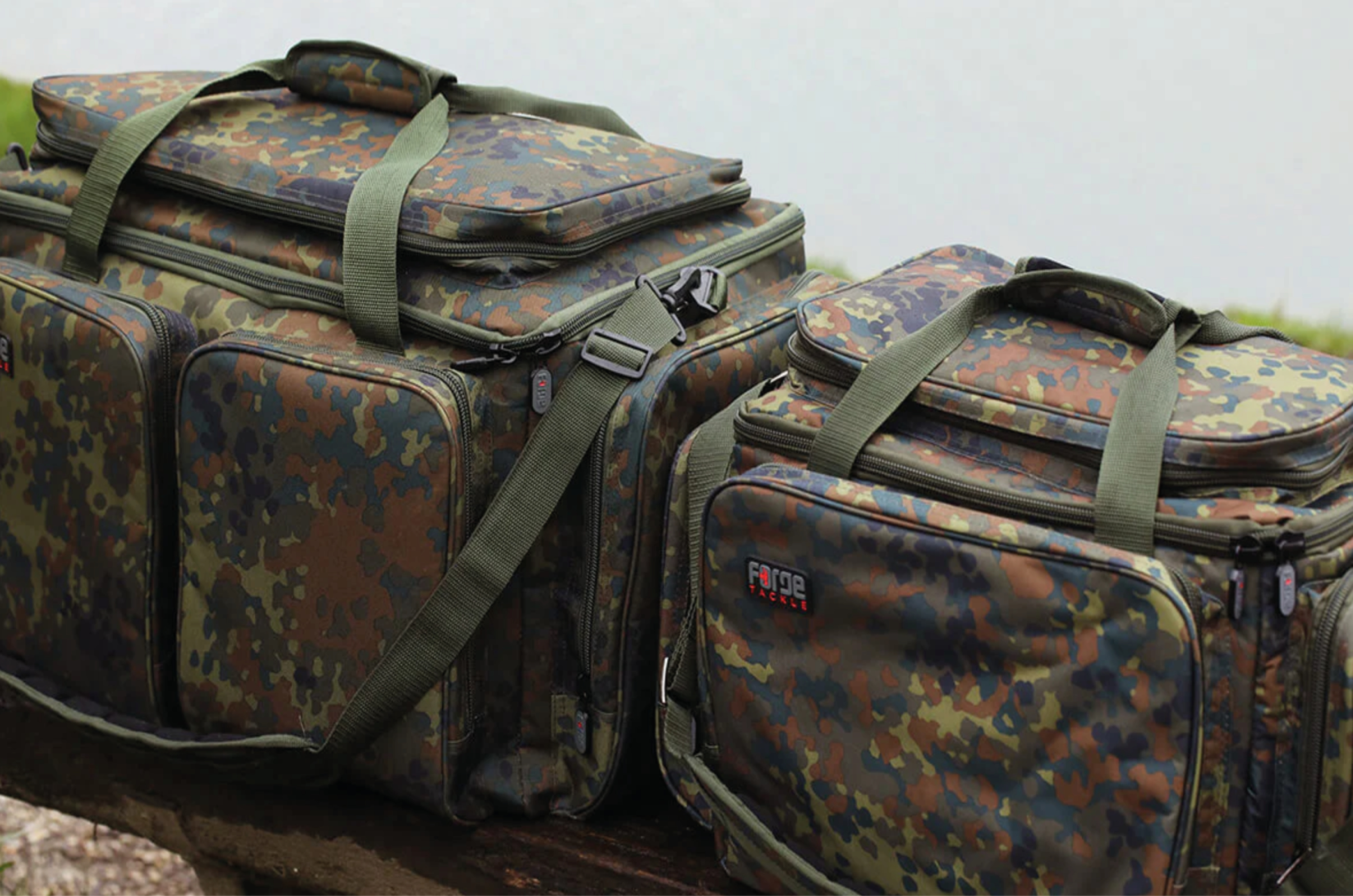 Forge Tackle FTR Camo Carryall Bag XL